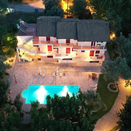 Calderimi Lefkada Нидри