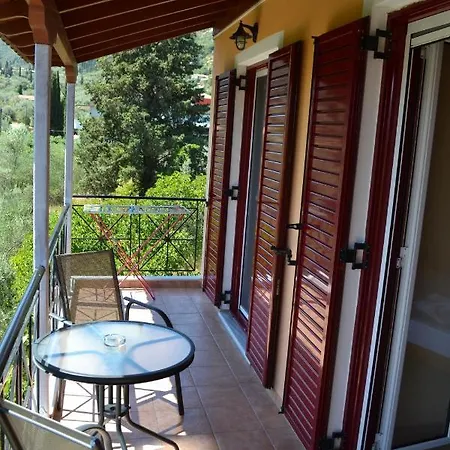 Calderimi Lefkada Нидри